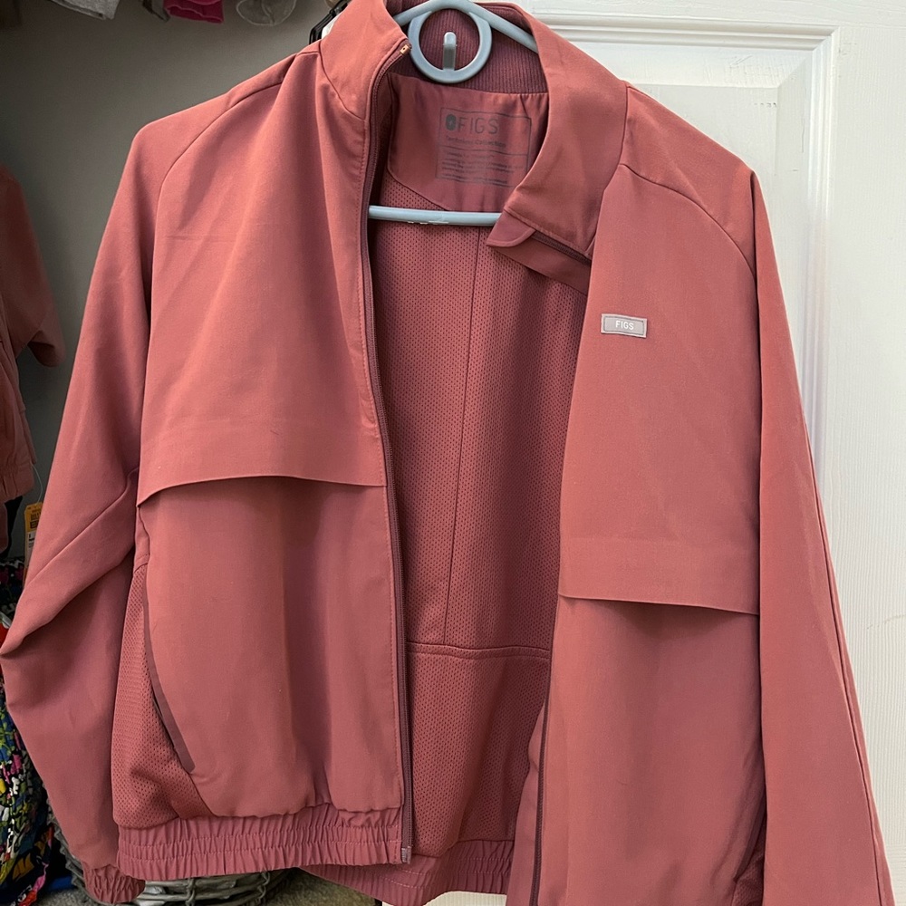 mauve figs scrub jacket